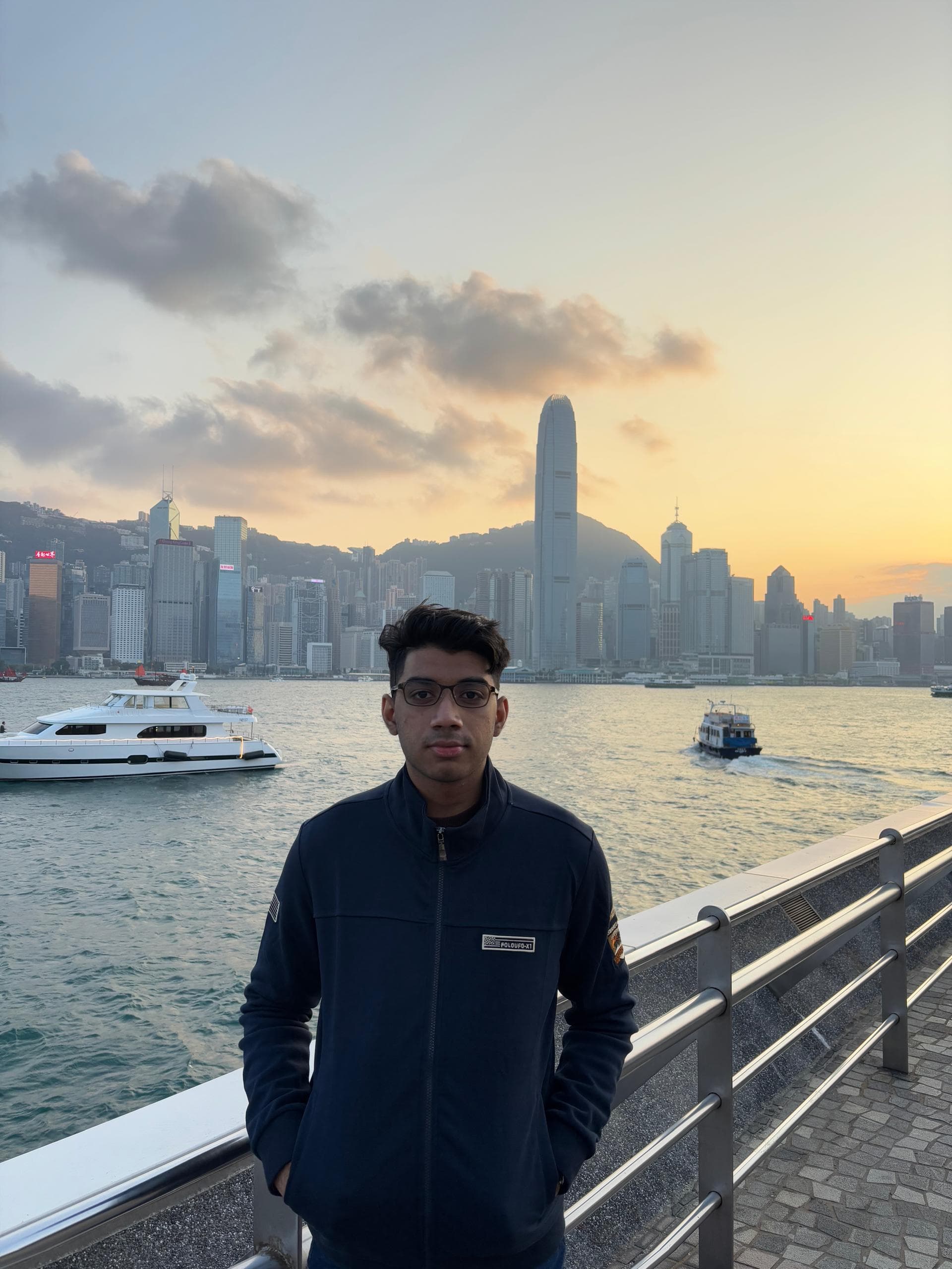 Dayvin Rushil - PR Team